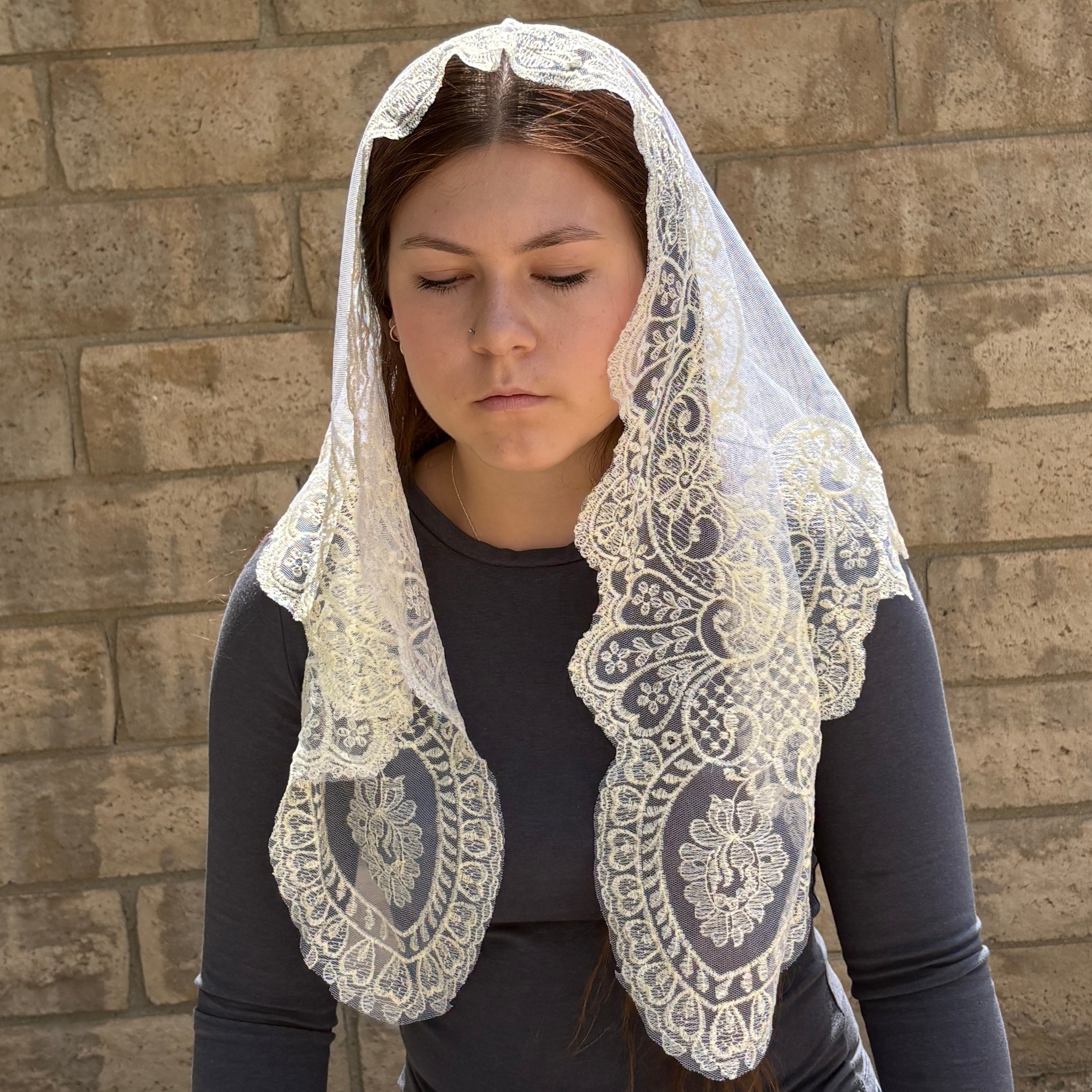 Ave Maria Veil - CREAM