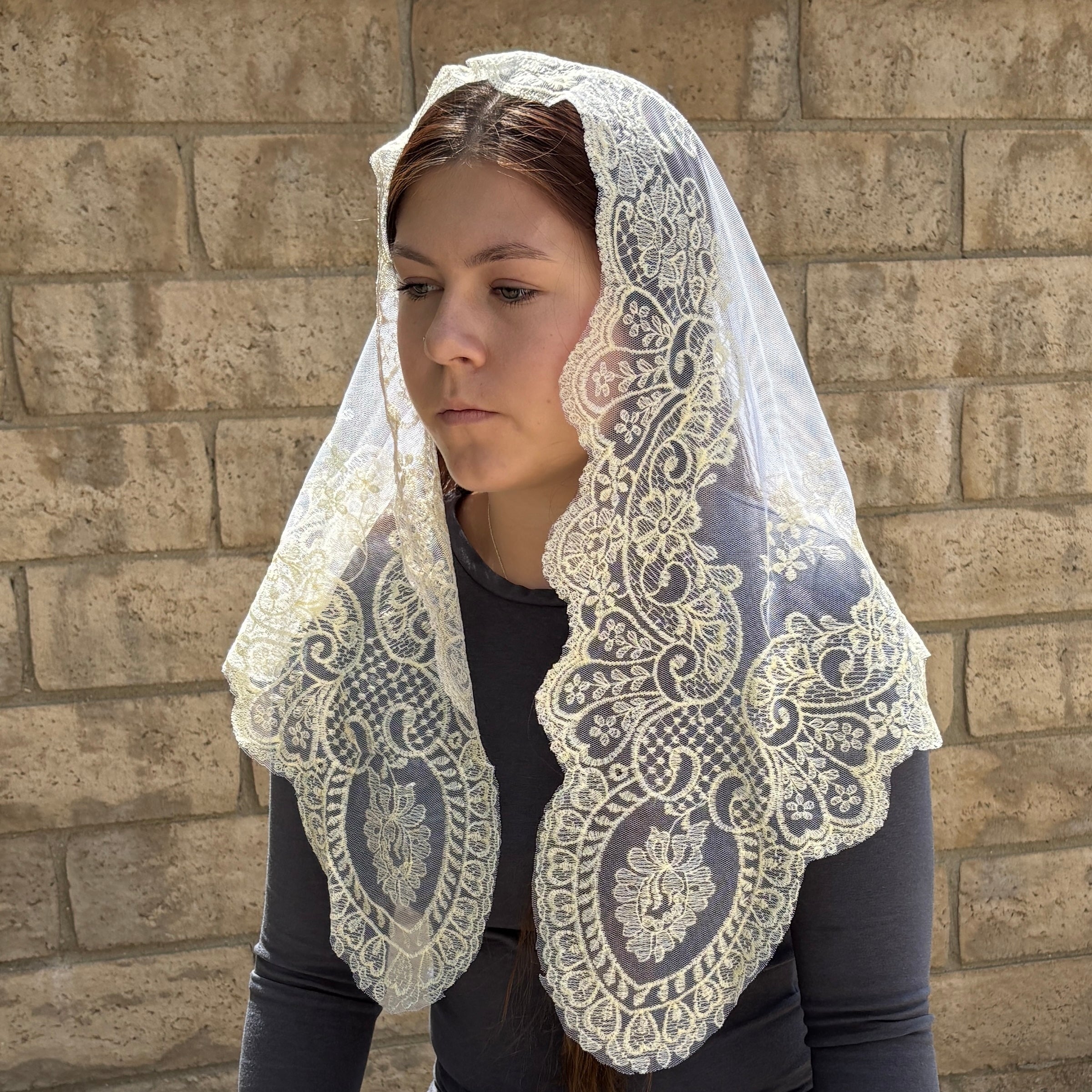 Ave Maria Veil - CREAM