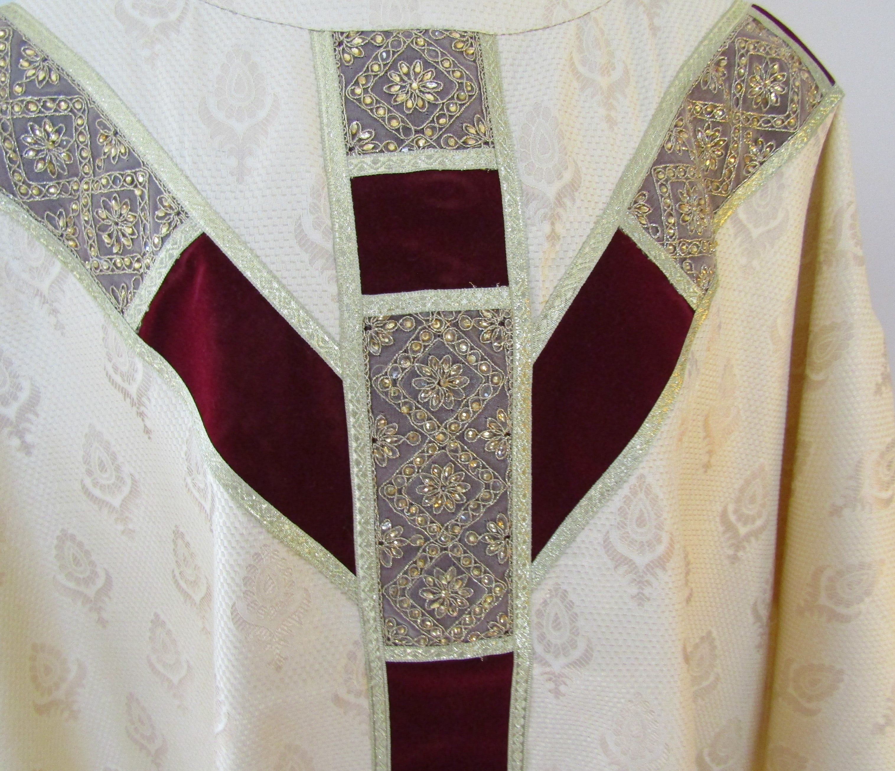 Chasubles - The Light (21516)