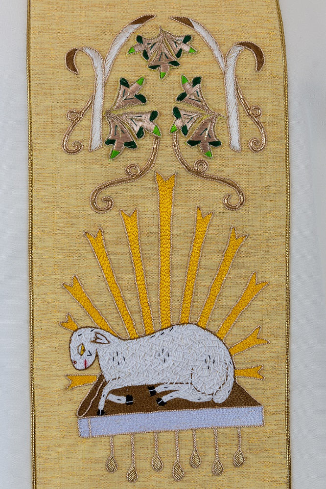 Lamb of God Chasuble (TR106/143)