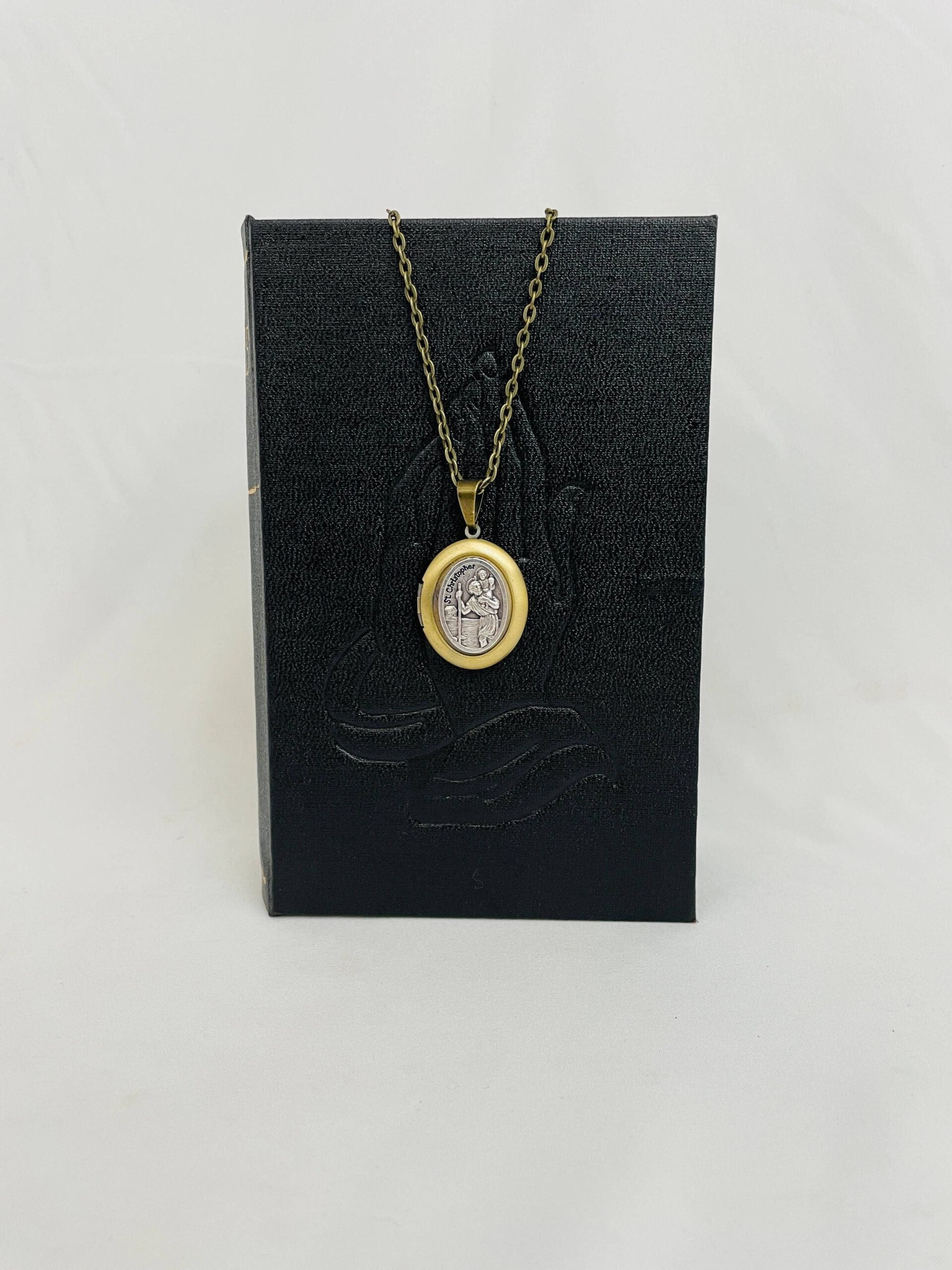 ST CHRISTOPHER BRONZE Locket w/chain    (MOQ 2)