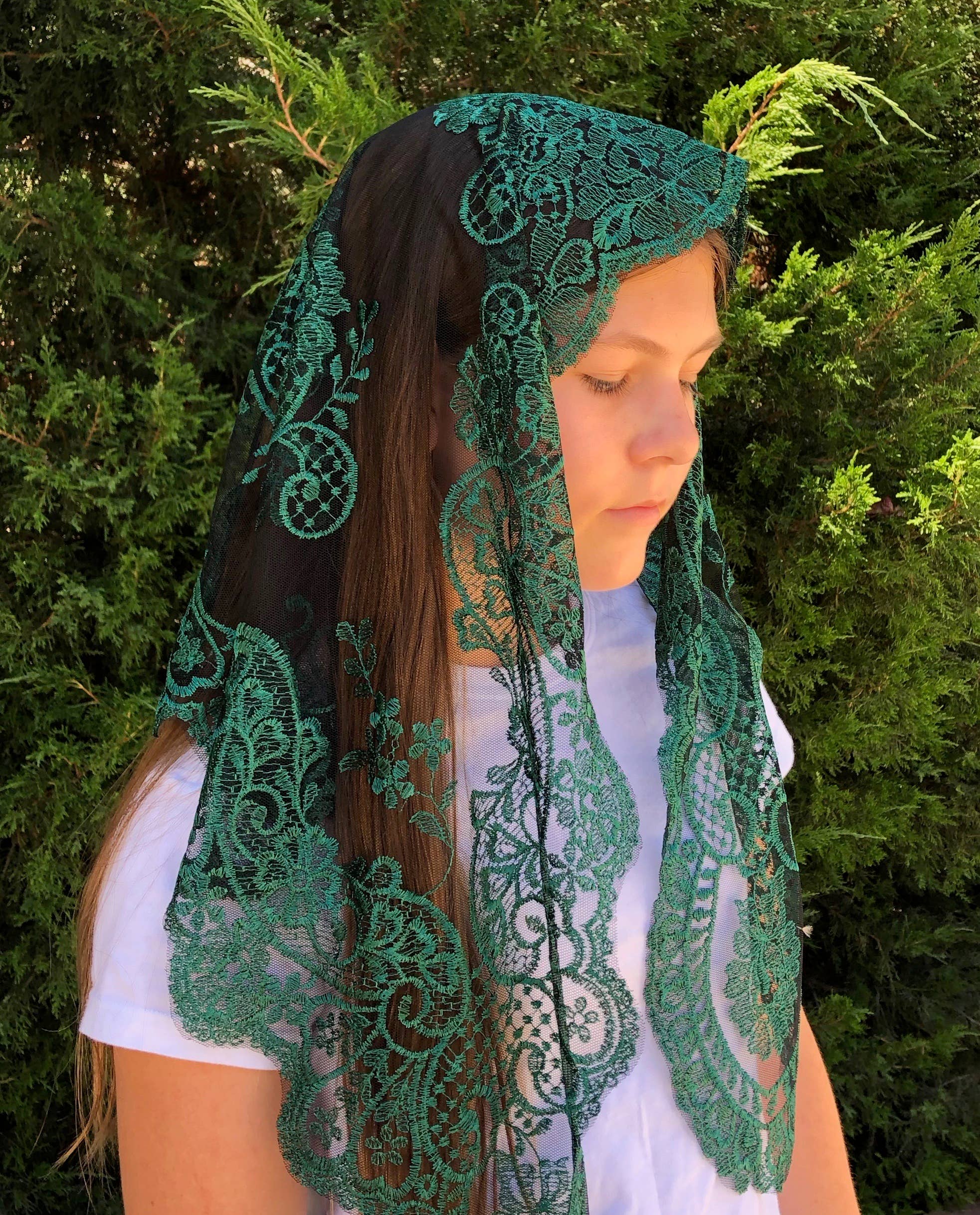 St. Catalina Thomas Veil  -BLACK-GREEN    (48" x 23")