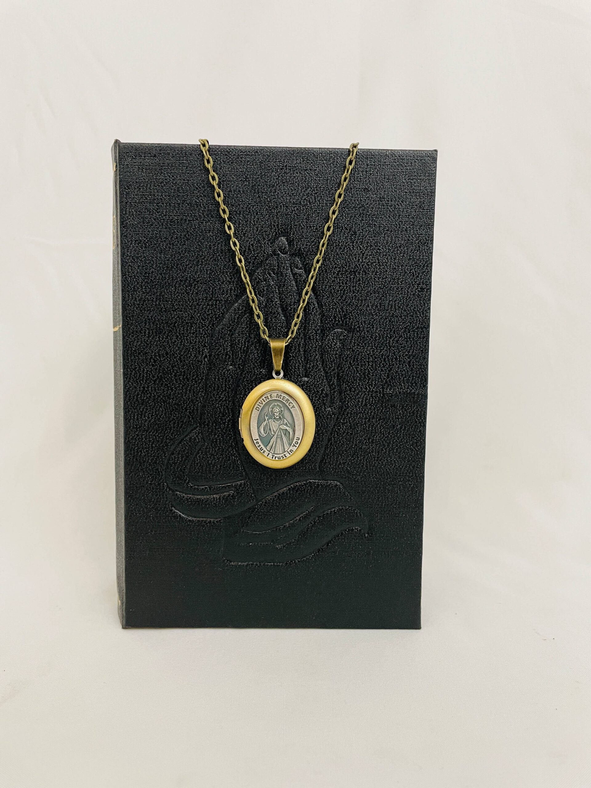 DIVINE MERCY BRONZE Locket w/Chain  