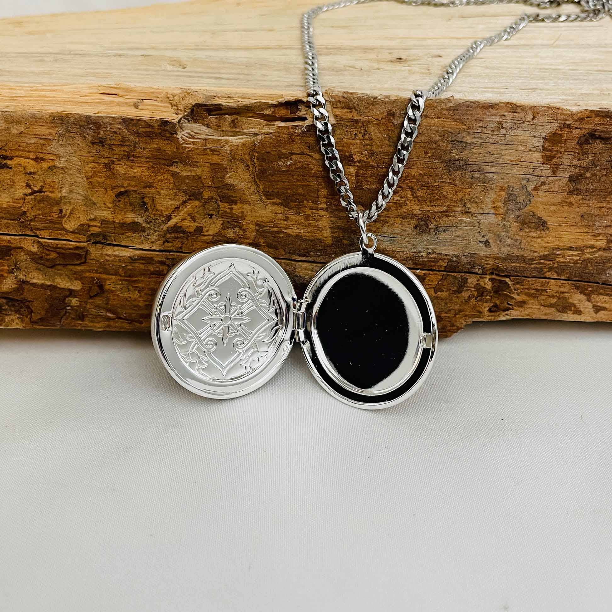 ST MICHAEL SS Locket w/chain   (1.25")