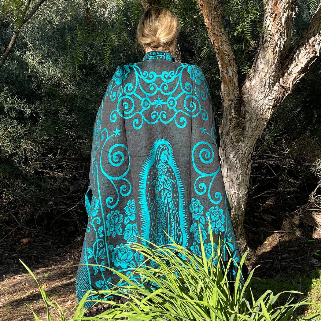 OLOG Poncho  -TURQUOISE          (44″ x 38″)