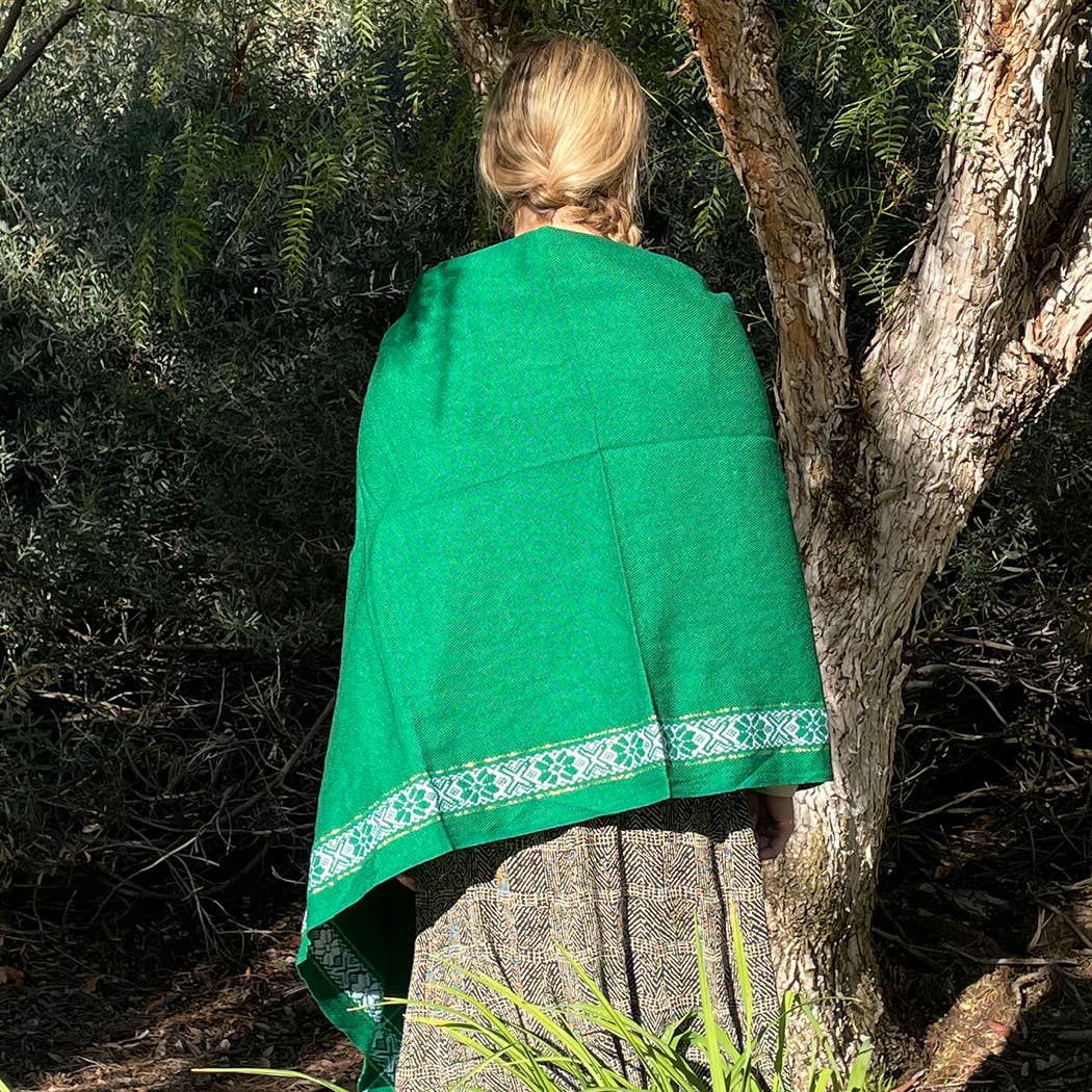 OLOG Fashionable Shawl  -GREEN          (80" x 30″)