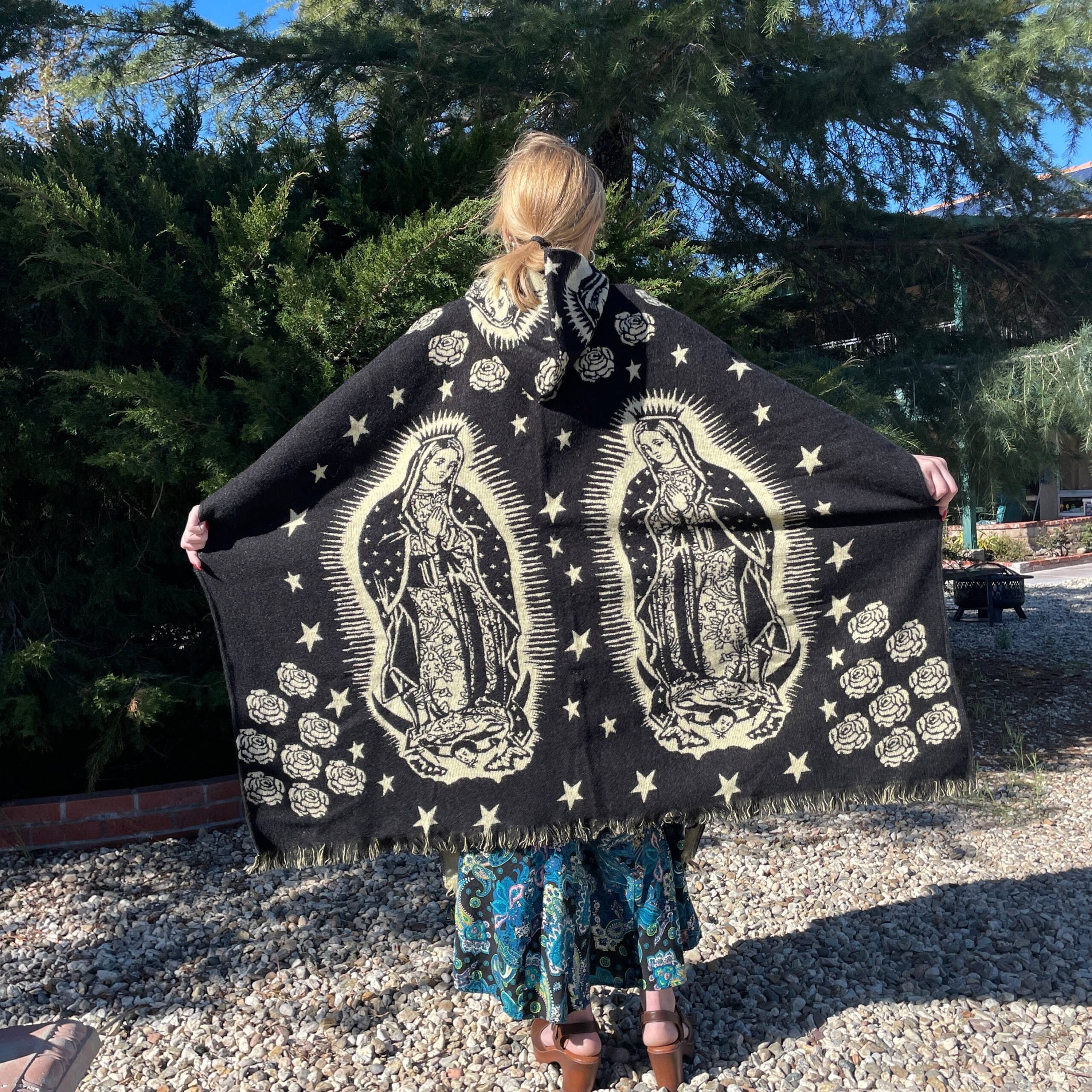 OLOG Lady's Poncho with HOODIE  (46″ x 42″)