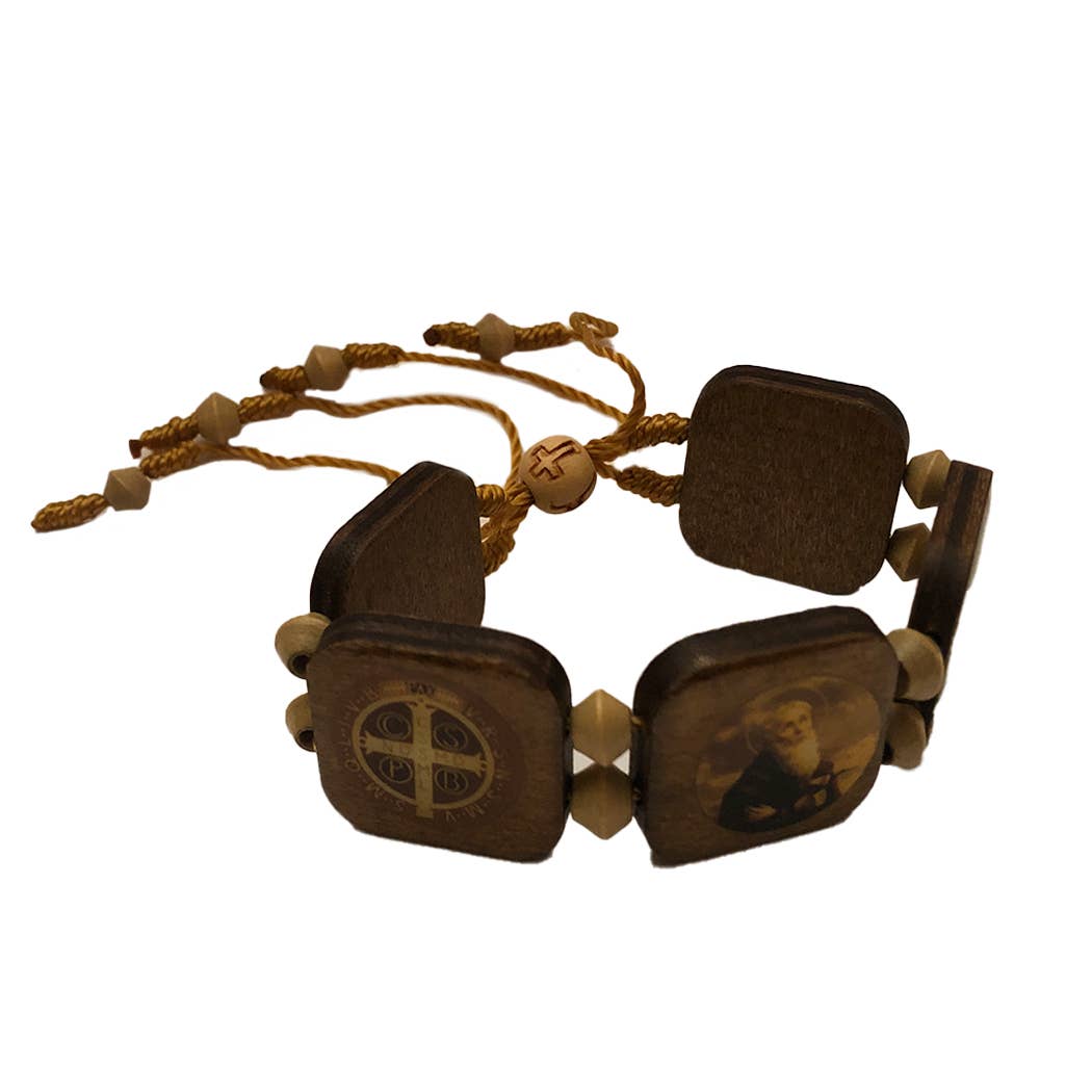 St Benedict Wooden Bracelet II      (6")